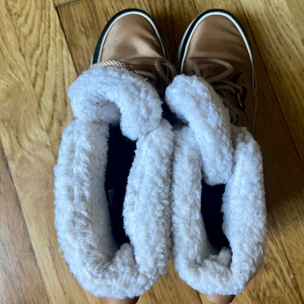 Sorel Women’s Explorer Carnival Waterproof Boots in ‘Elk’ - Picture 5 of 12